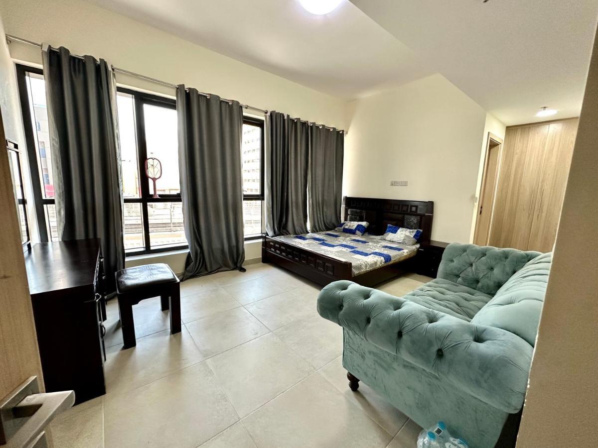 Private Bed Room With Attached Washroom, 2Bhk Sharing Flat Ντουμπάι Εξωτερικό φωτογραφία